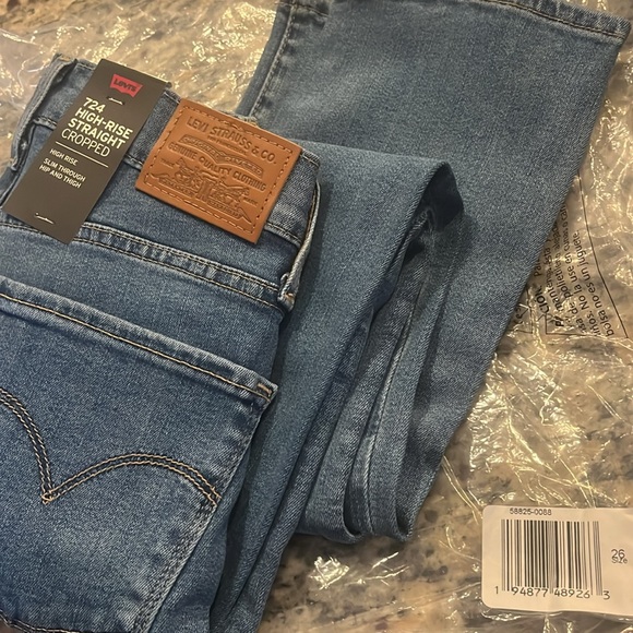 Levi's Women's 724 High Rise Straight Cropped Jeans Size 26 NWT - Picture 7 of 7